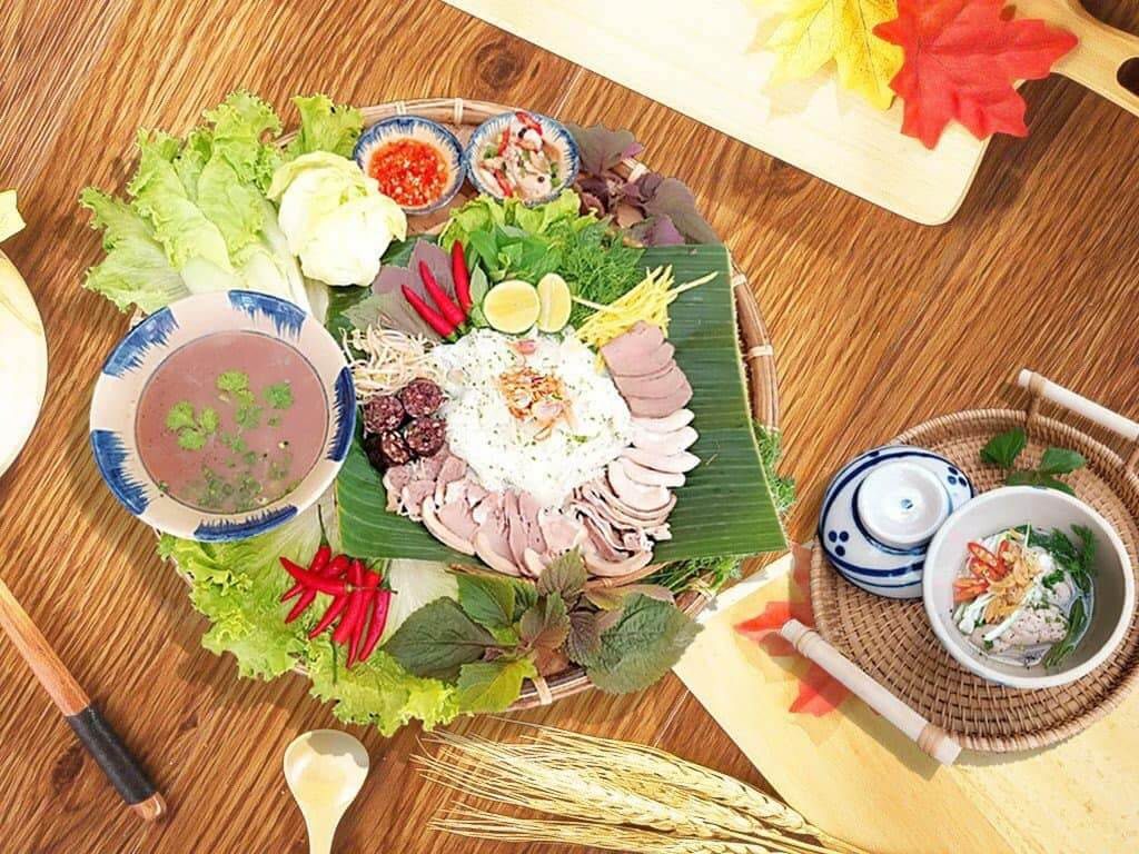 banh hoi chao long so 1 quang truong nguyen thiep