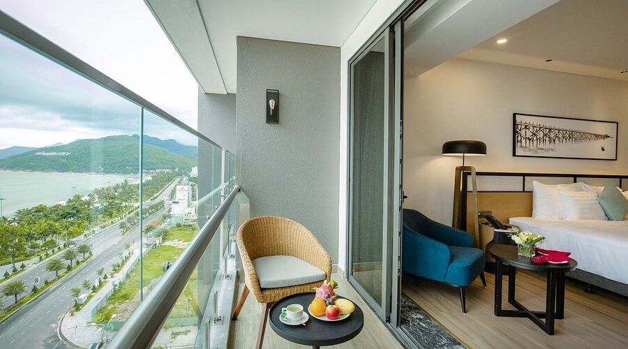 FLC City Hotel Beach Quy Nhơn với hồ bơi và tiện ích hiện đại ngay trung tâm thành phố
