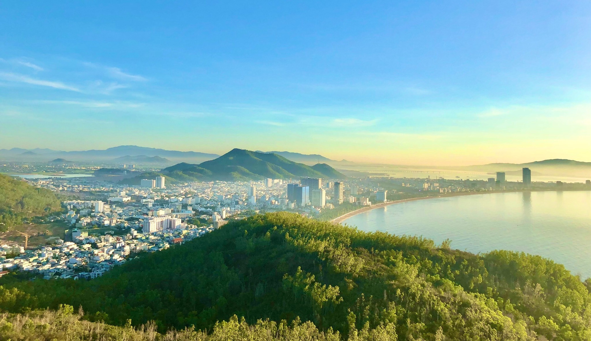 view nui xuan van
